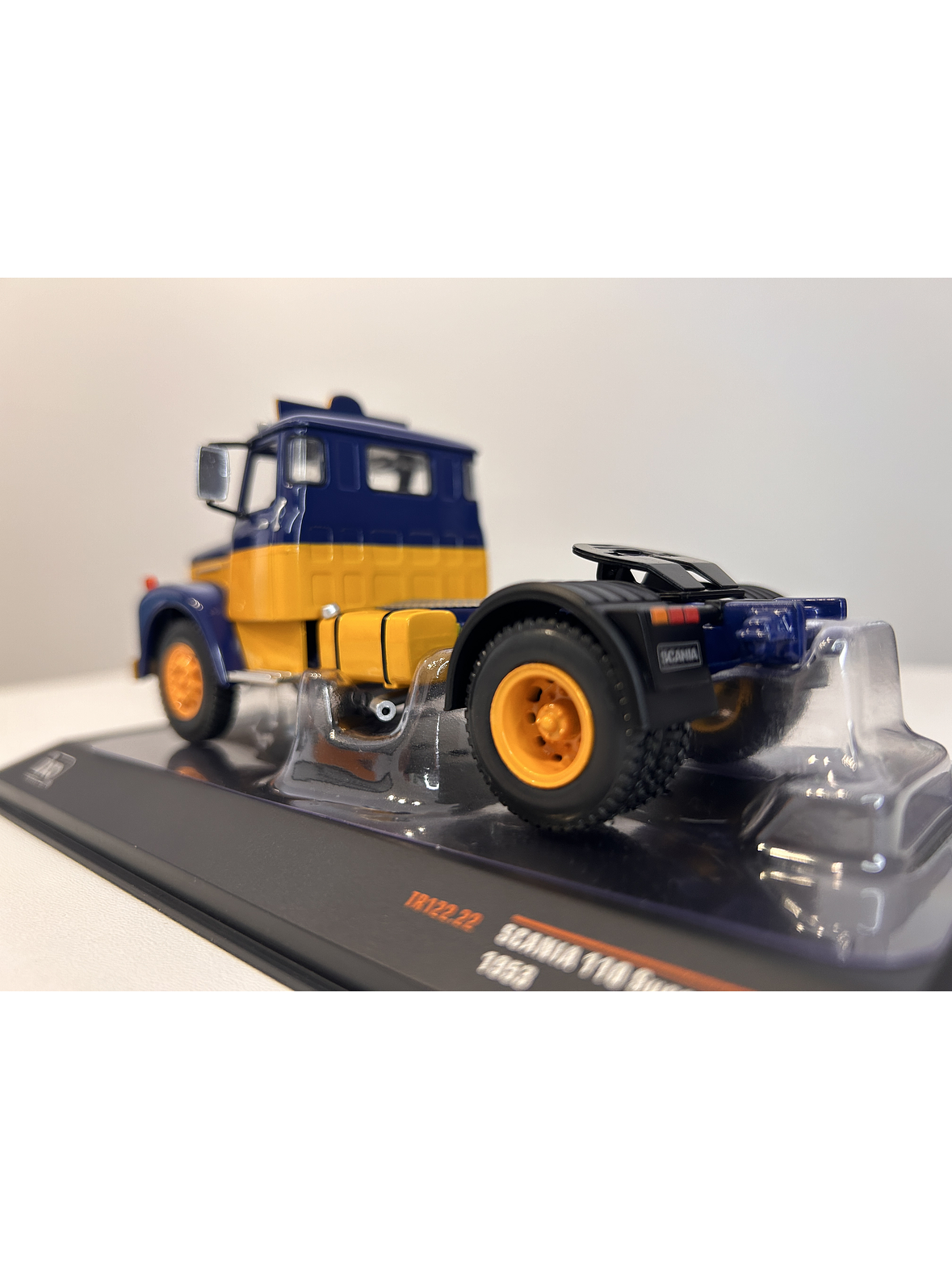 Camión modelo Scania 110 Super ASG 1953 – Ixo Models 1:43 (Coleccionable diecast) 7