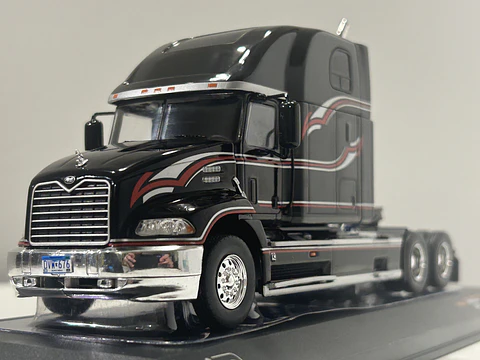Camión A Escala Mack Visión 2000. Ixo Models. 1:43