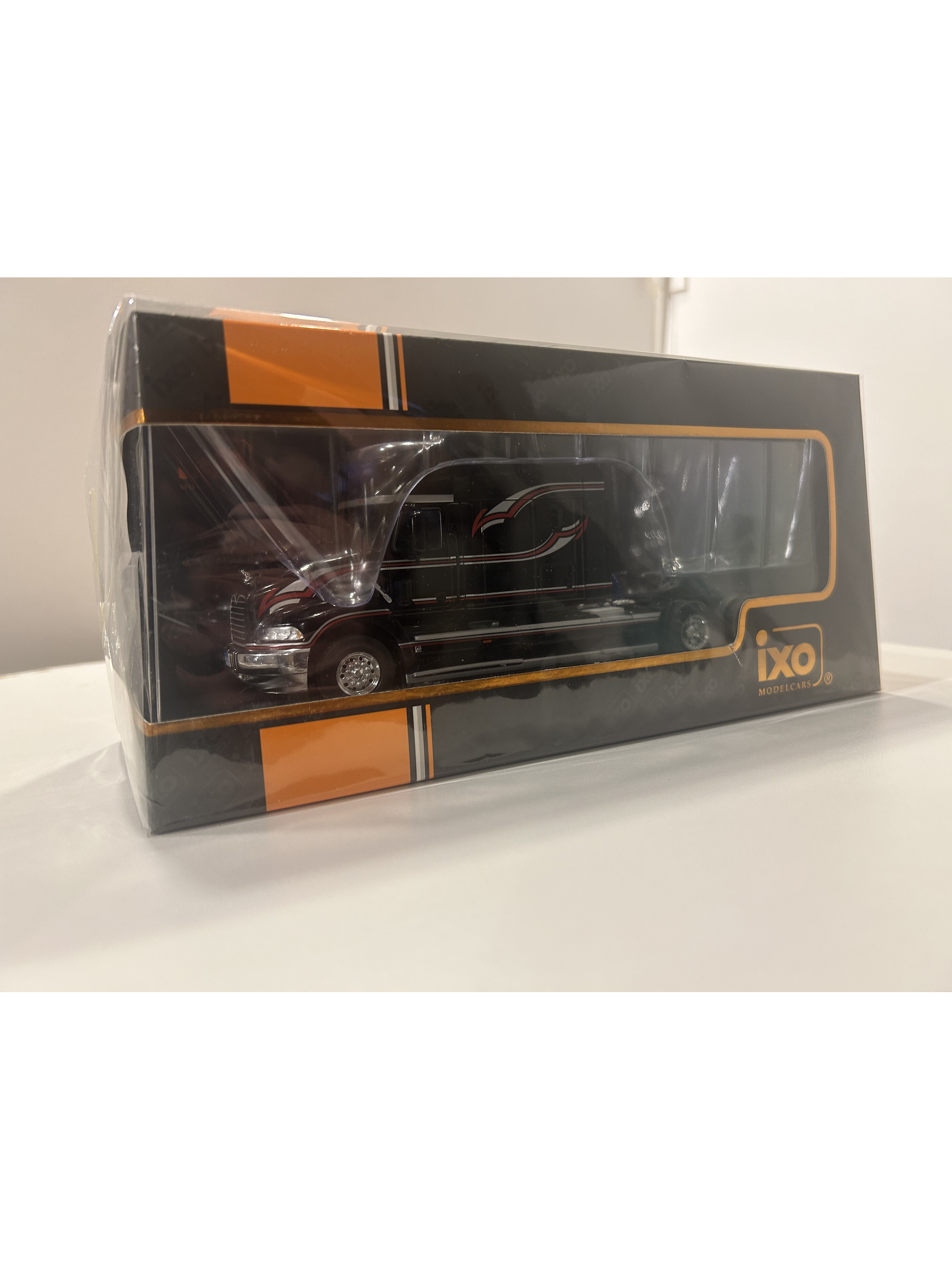 Camión A Escala Mack Visión 2000. Ixo Models. 1:43 11