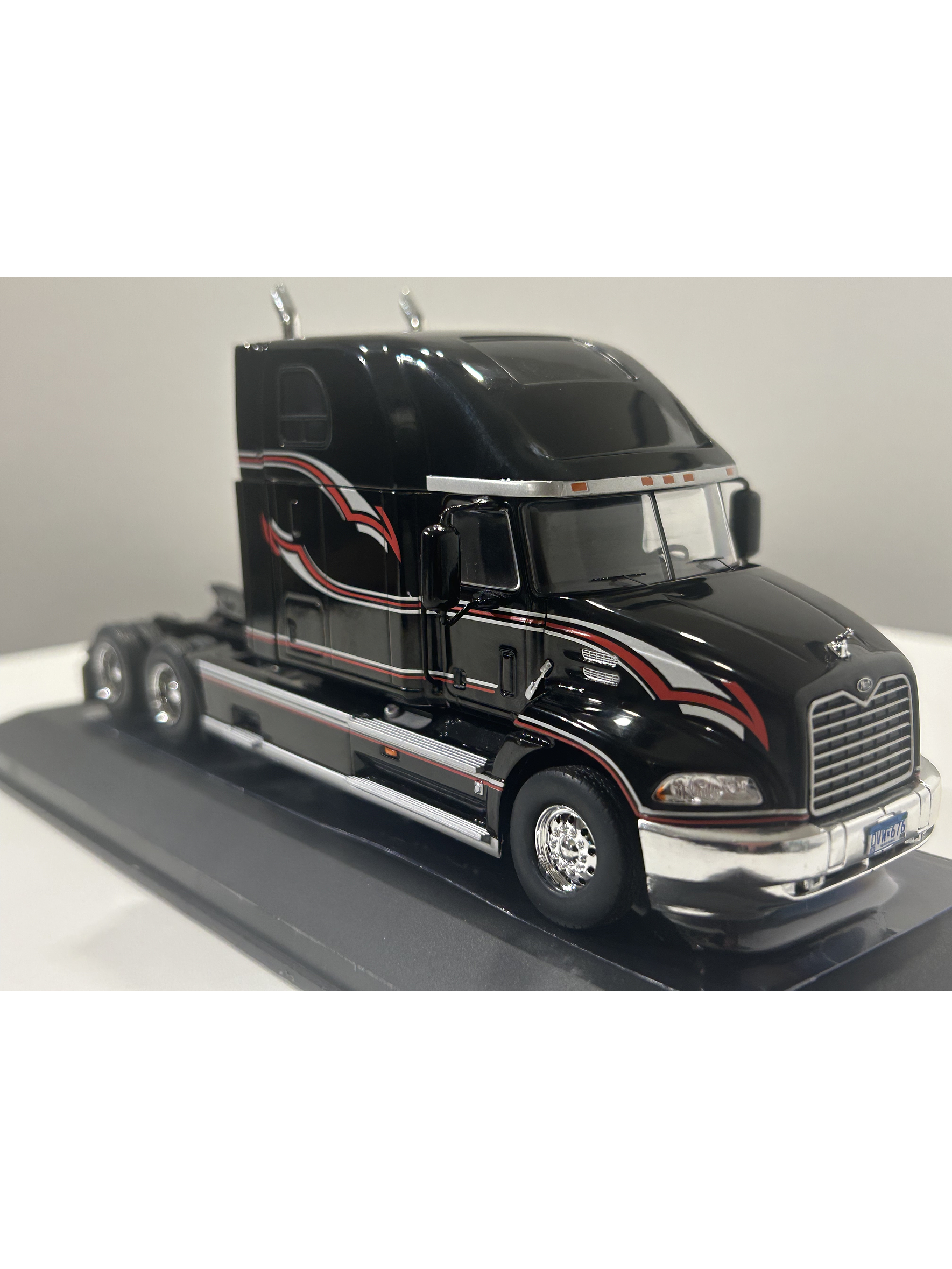 Camión A Escala Mack Visión 2000. Ixo Models. 1:43 10