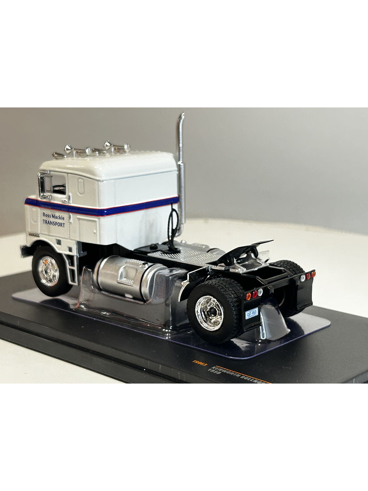 Camión Kenworth Bullnose 1950 Ross Mackie – Miniatura Ixo Models Escala 1:43 8