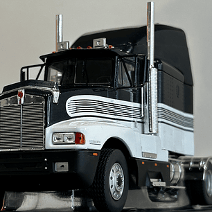 Camión Kenworth T600 1986 – Ixo Models 1:43 | Historia y Nostalgia en Chile