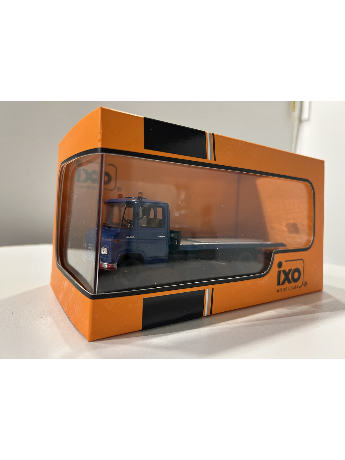 Mercedes-Benz L608D 1980 – Ixo Models 1:43 – Clásico del transporte chileno 11