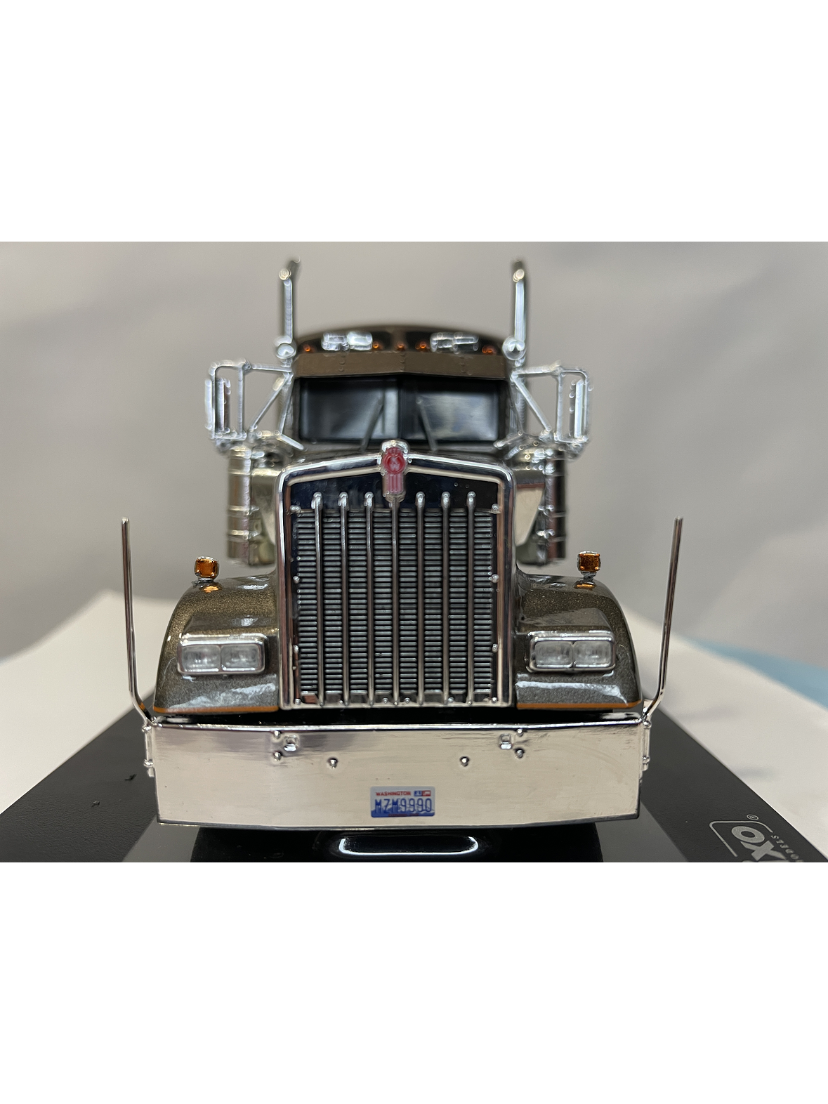 Camión Kenworth W900 1990 – Ixo Models 1/43 – Ícono Americano 2