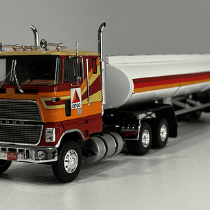 Camión Ford CL-9000 1976 Cisterna CITGO 1:43 – Nostalgia del Transporte Americano