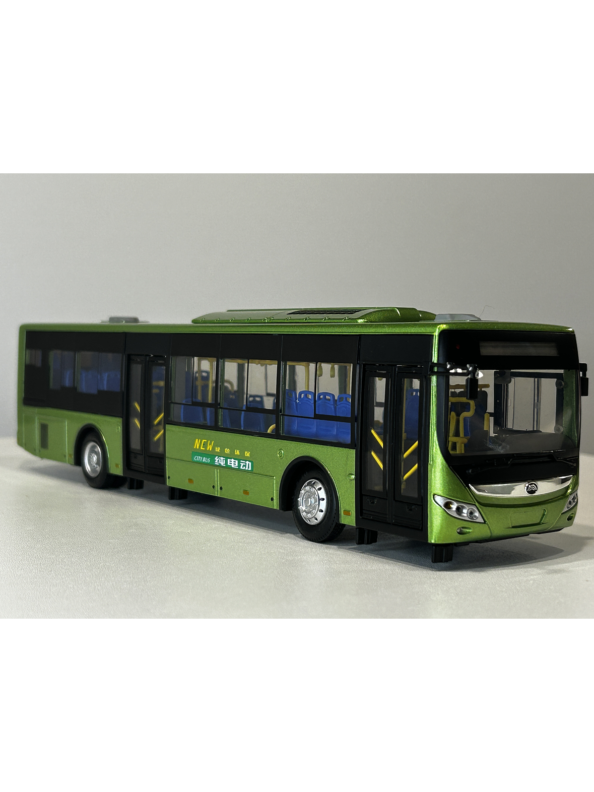Bus Yutong ZK6128 “E12” (RED movilidad) Miniatura escala 1:42 Die-cast  4