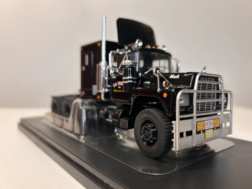 Camión Mack Serie R 1966 | IXO 1:43 Coleccionable 4