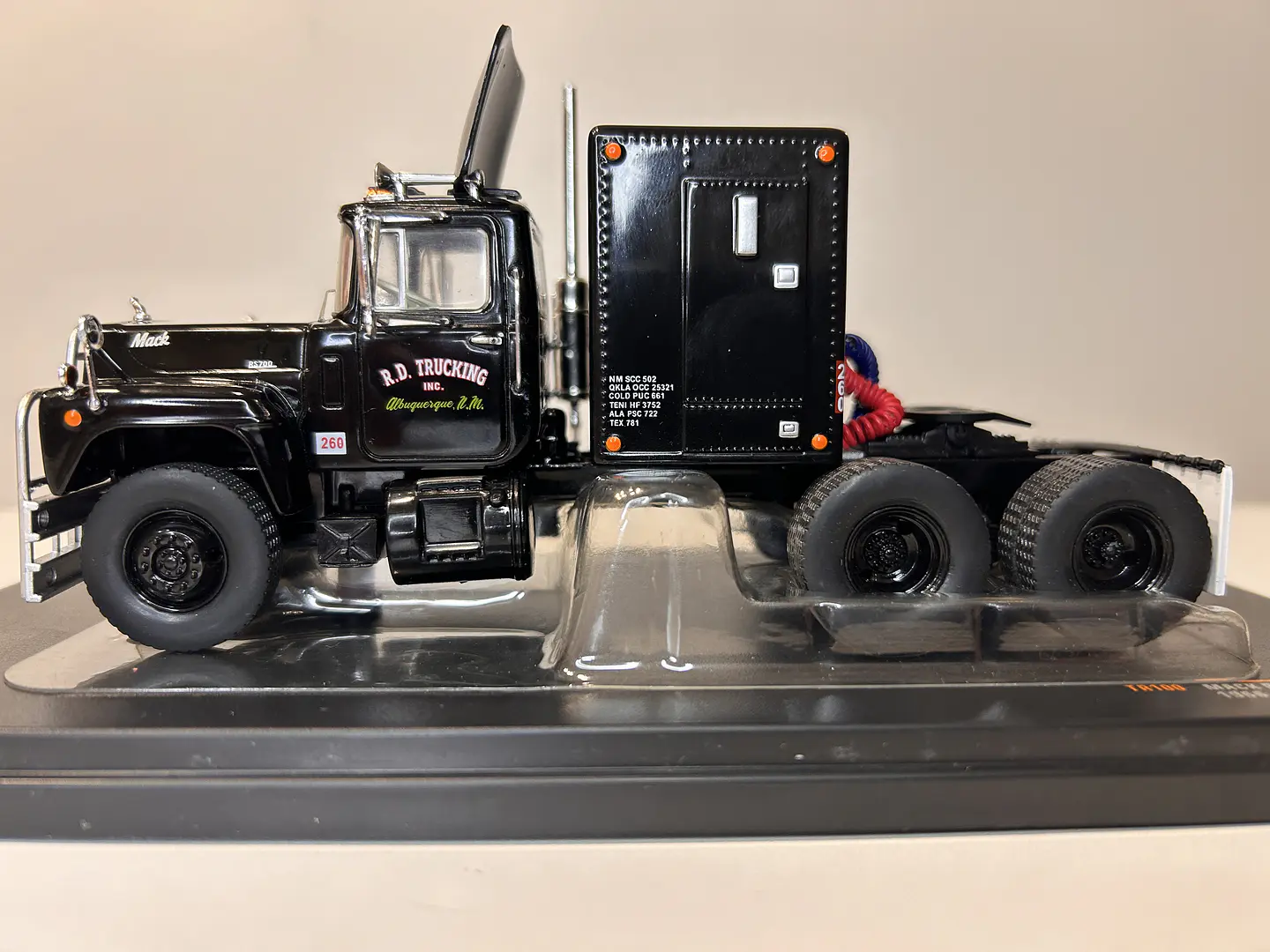 Camión Mack Serie R 1966 | IXO 1:43 Coleccionable 9