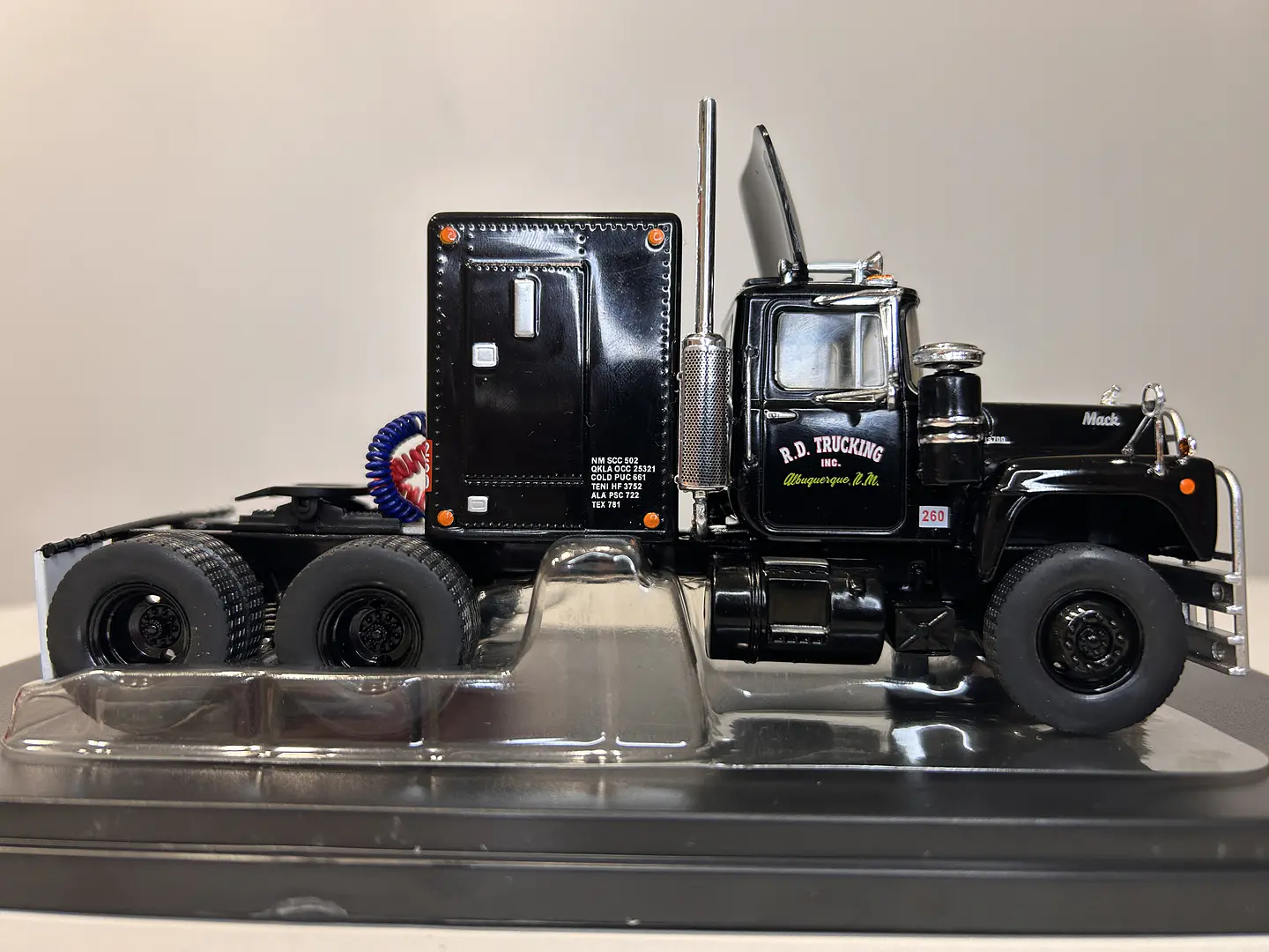 Camión Mack Serie R 1966 | IXO 1:43 Coleccionable 5