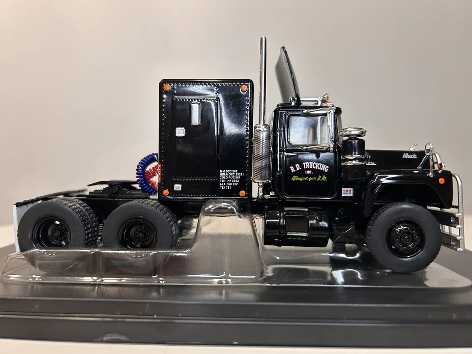 Camión Mack Serie R 1966 | IXO 1:43 Coleccionable 5