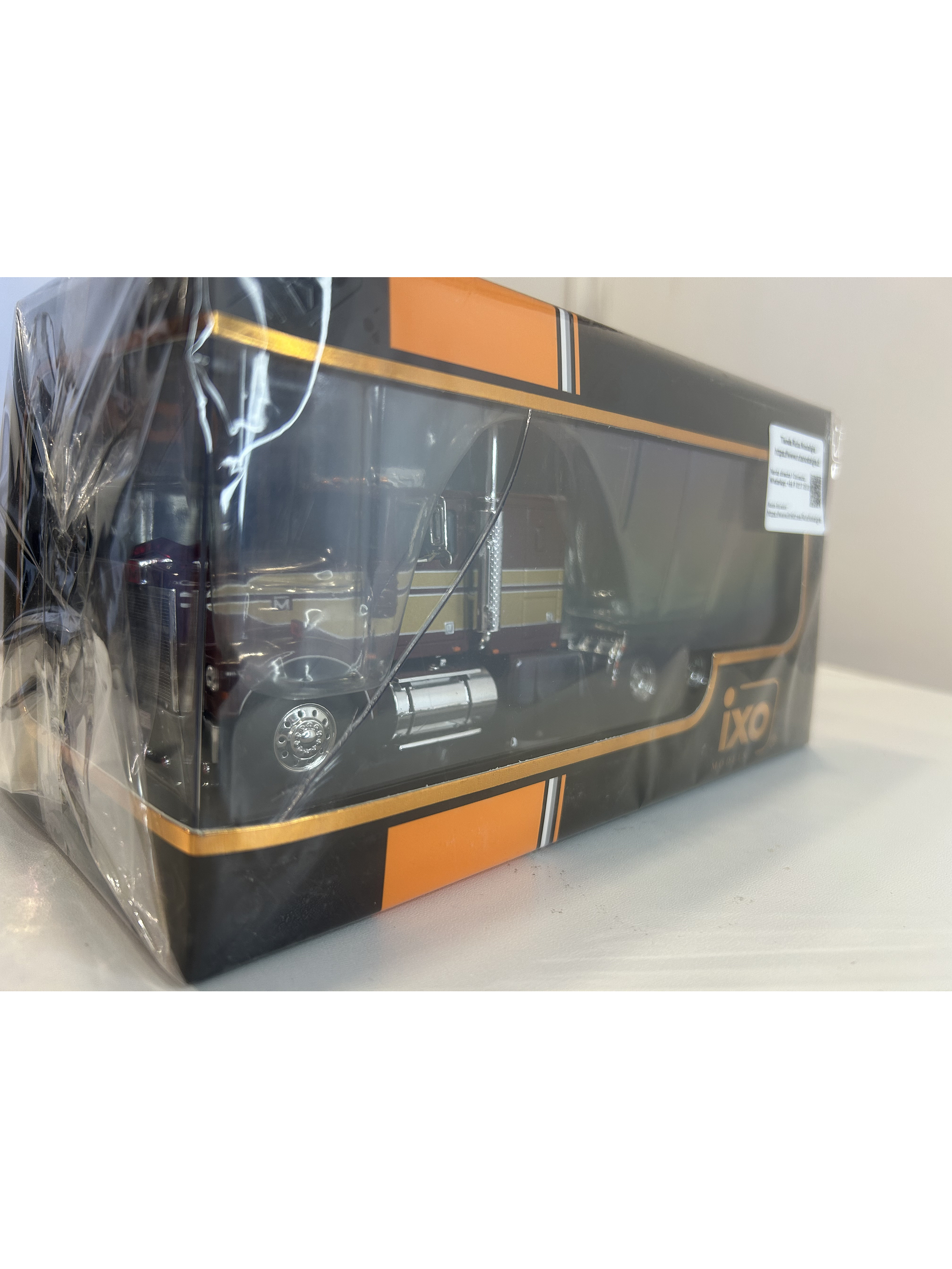 Camión Marmon CHDT 1980 – Ixo Models 1:43 – Leyenda “Rolls-Royce” del Transporte 10