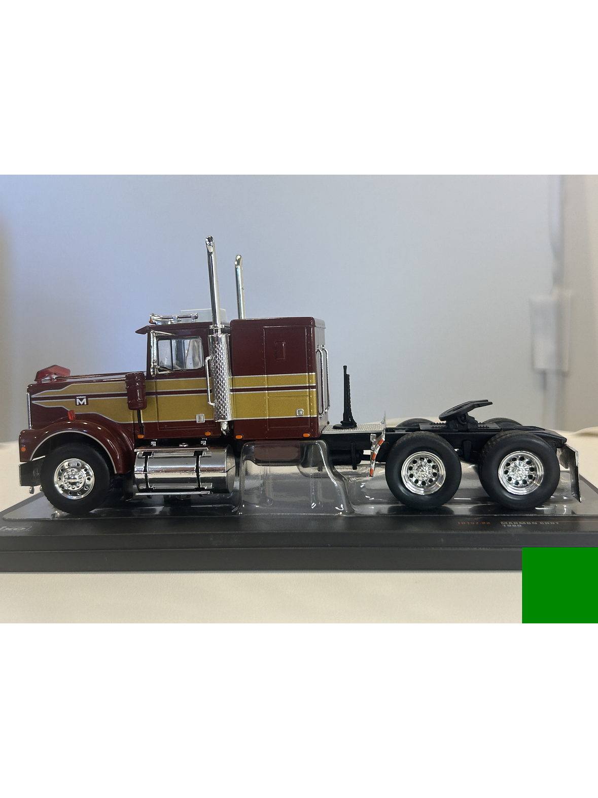 Camión Marmon CHDT 1980 – Ixo Models 1:43 – Leyenda “Rolls-Royce” del Transporte 8