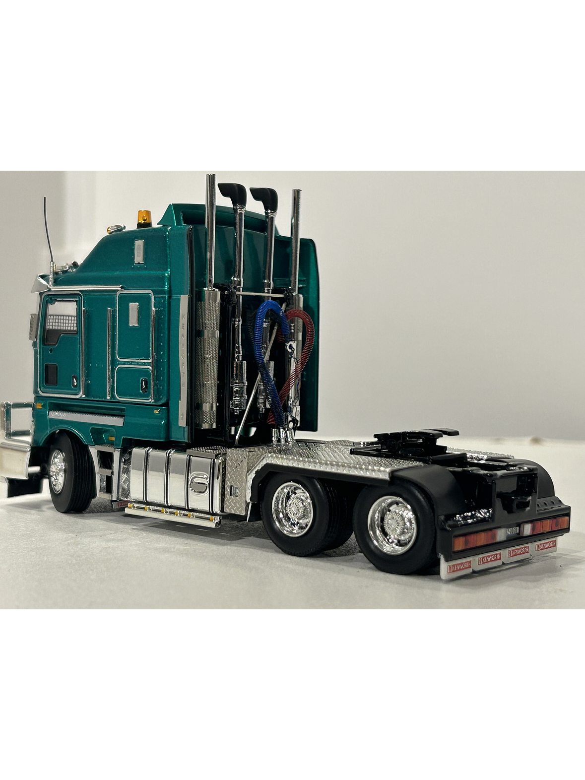 Kenworth K200 – Drake Collectibles 1:50 – Camión Cabover Australiano de Colección 10