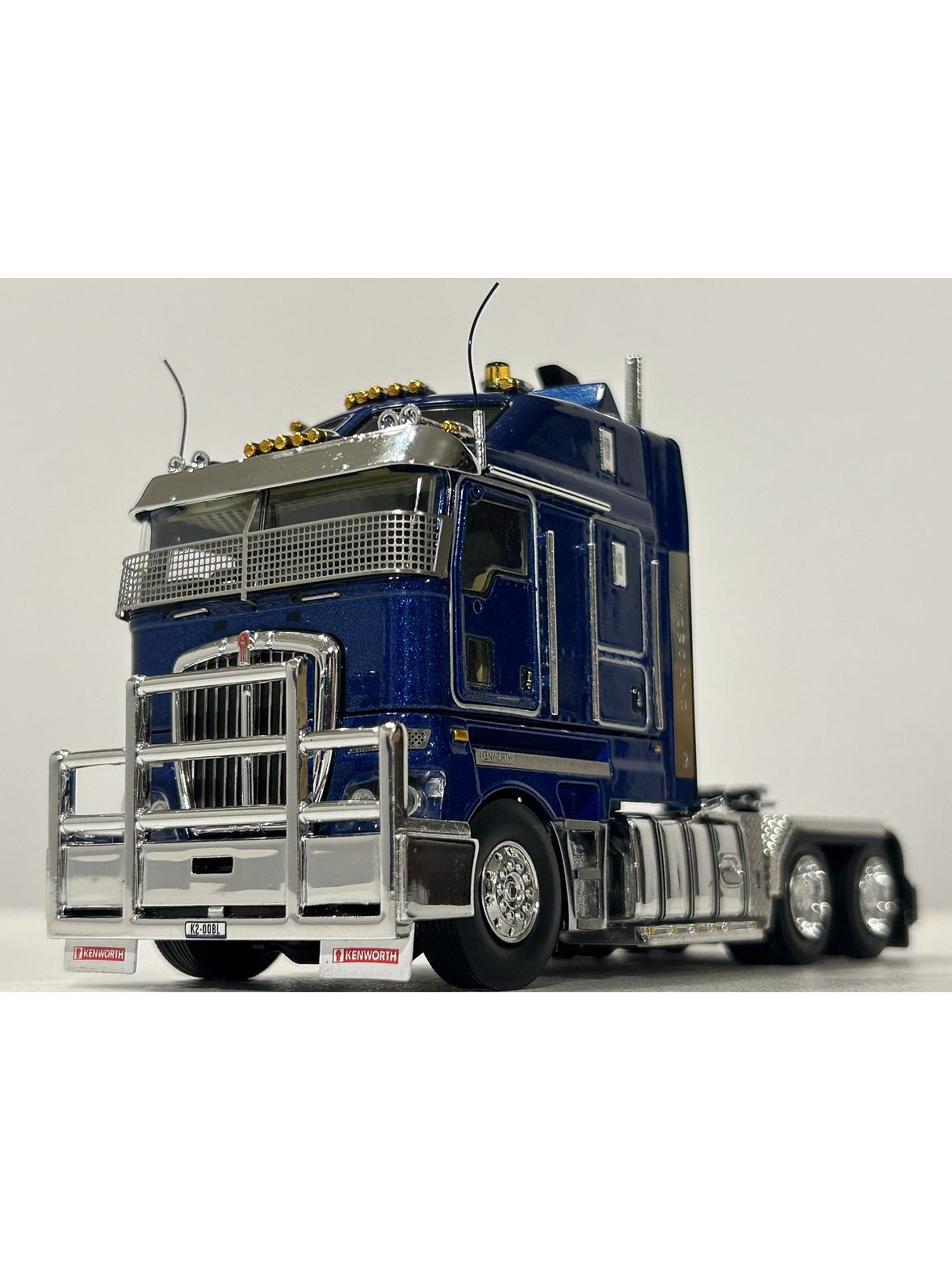 Kenworth K200 – Drake Collectibles 1:50 – Camión Cabover Australiano de Colección 17