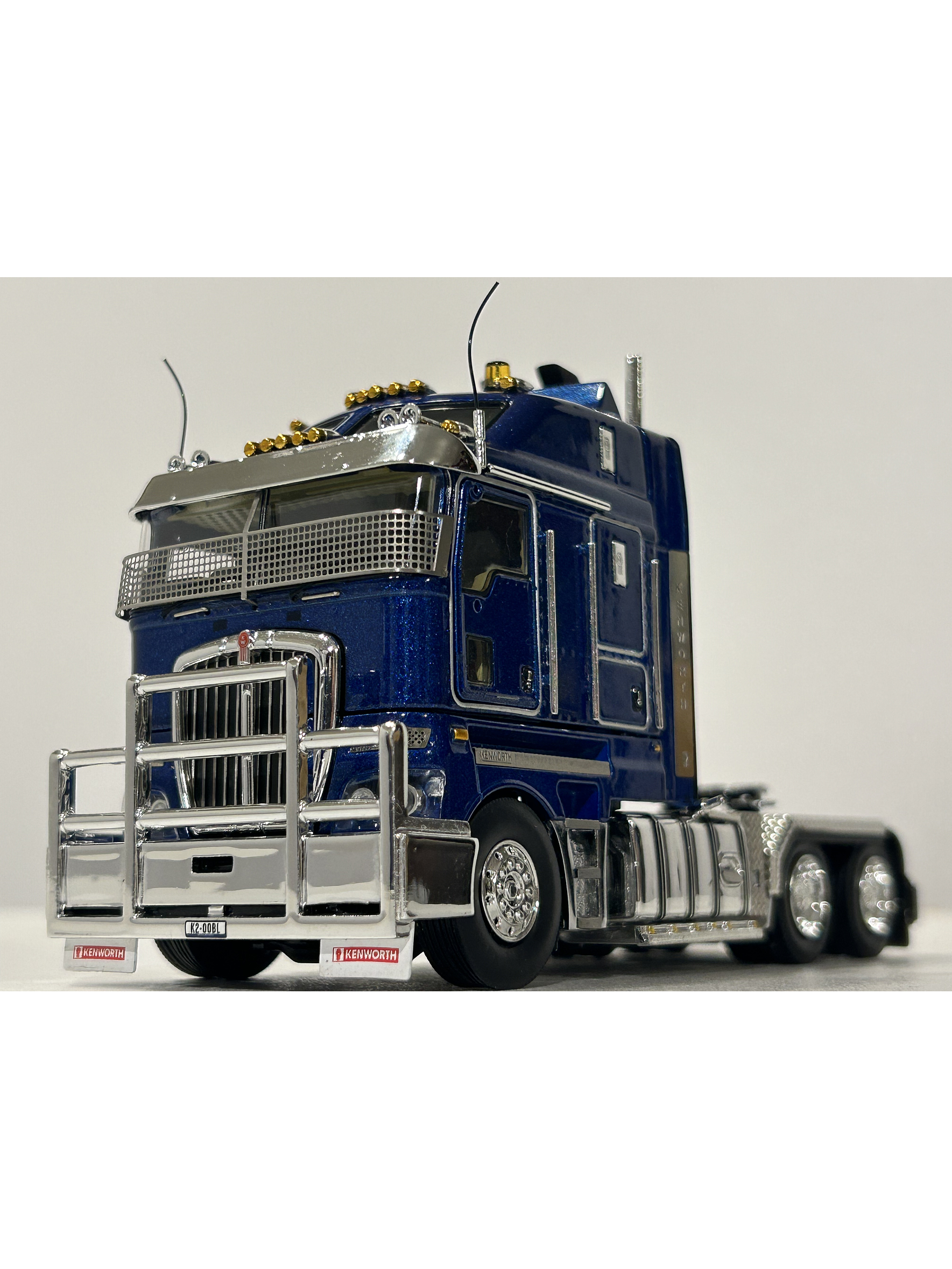 Kenworth K200 – Drake Collectibles 1:50 – Camión Cabover Australiano de Colección 17
