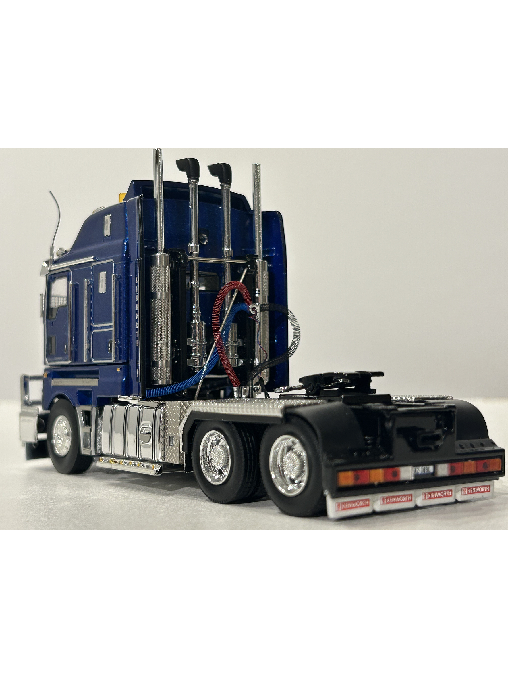 Kenworth K200 – Drake Collectibles 1:50 – Camión Cabover Australiano de Colección 23