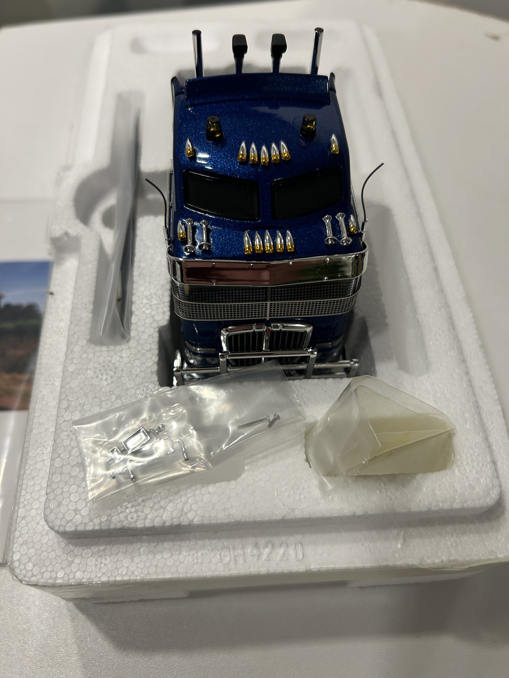 Kenworth K200 – Drake Collectibles 1:50 – Camión Cabover Australiano de Colección 26