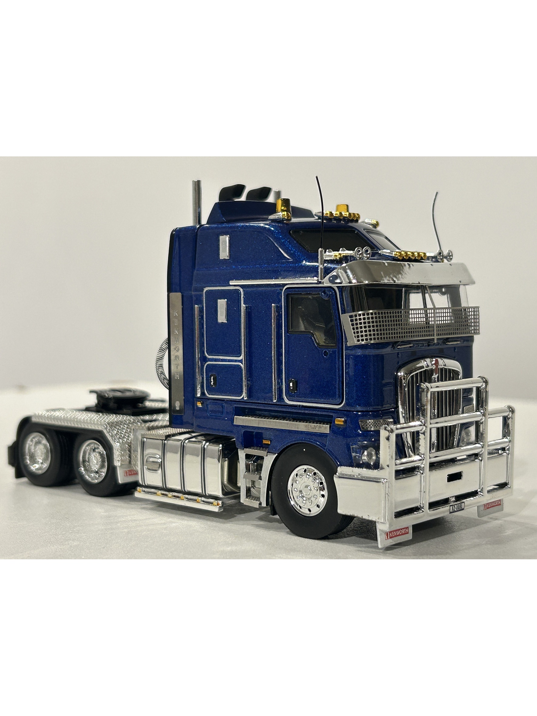 Kenworth K200 – Drake Collectibles 1:50 – Camión Cabover Australiano de Colección 19