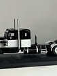 Peterbilt 350 1952 (1:43) – Camión Clásico Ixo Models – “Iron-Nose” - thumbnail 17