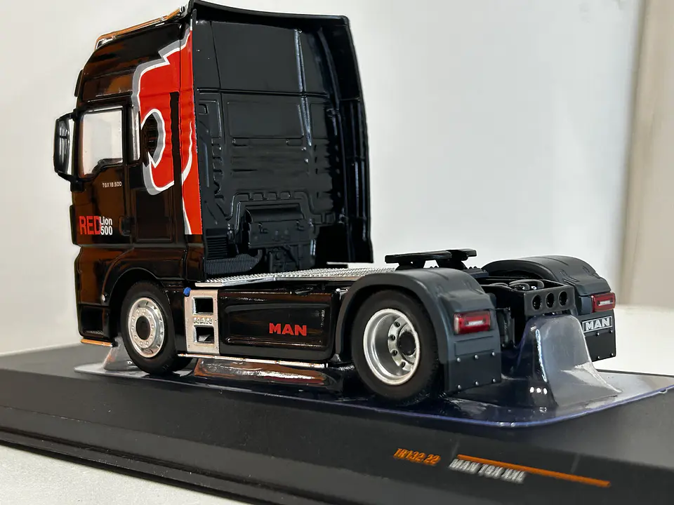 Camión MAN TGX XXL EvoLion (2020) | IXO Escala 1:43 30