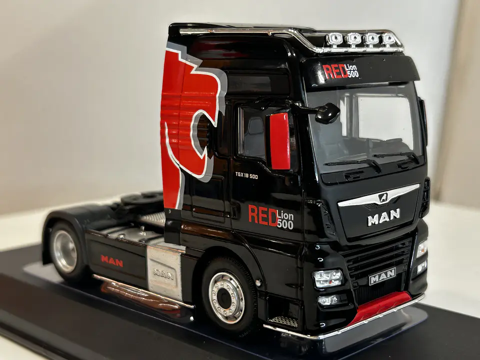 Camión MAN TGX XXL EvoLion (2020) | IXO Escala 1:43 26