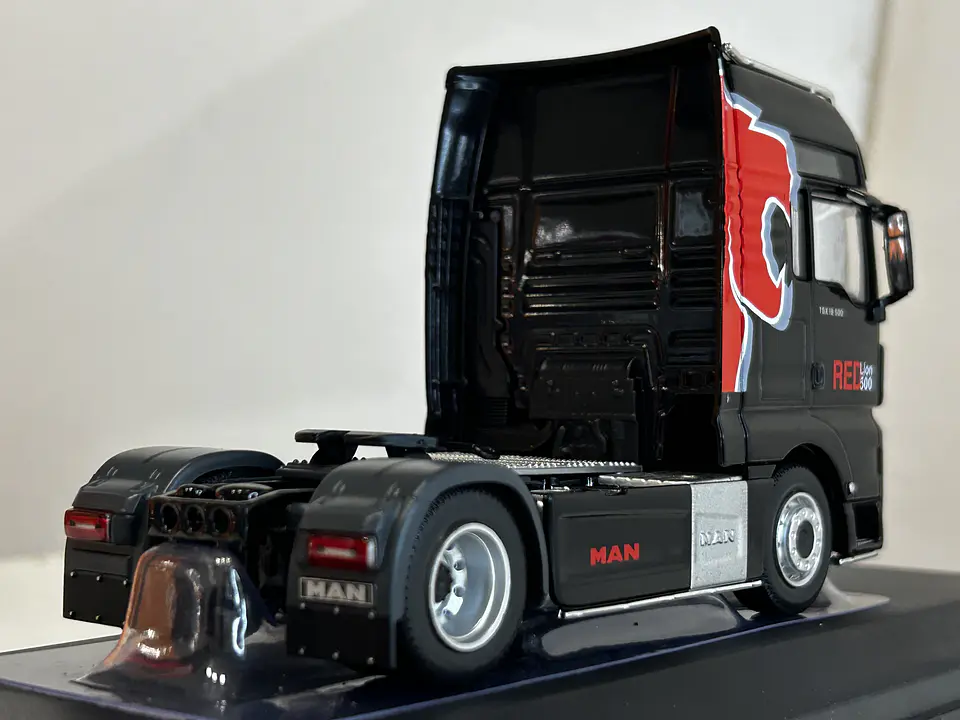Camión MAN TGX XXL EvoLion (2020) | IXO Escala 1:43 28