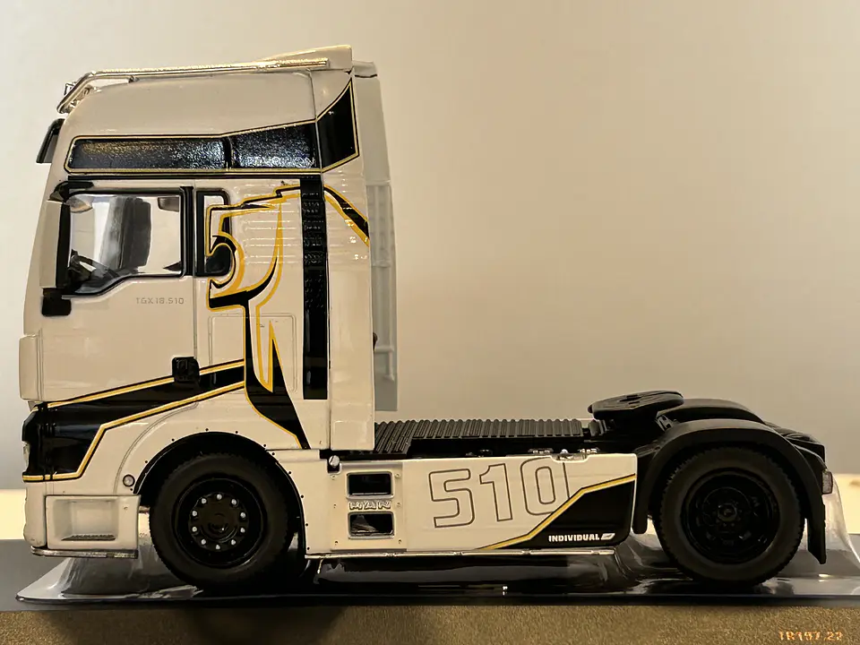 Camión MAN TGX XXL EvoLion (2020) | IXO Escala 1:43 9