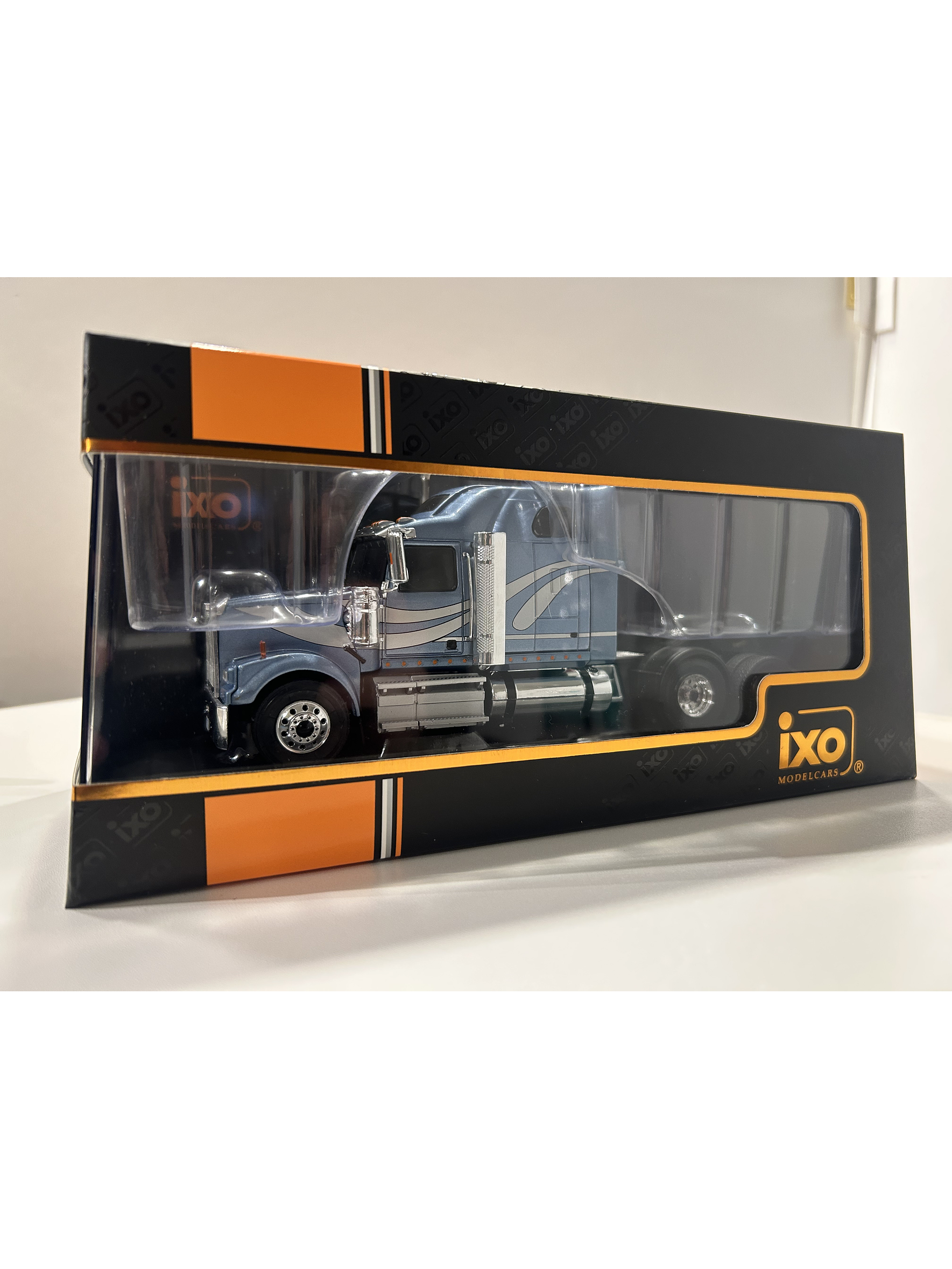 Western Star 4900 Tractor Truck 1997 – Ixo Models 1:43 – Clásico Americano de Carretera 10