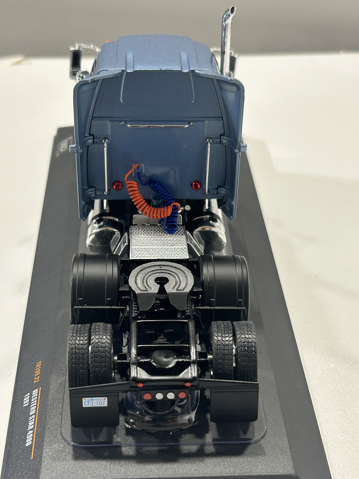 Western Star 4900 Tractor Truck 1997 – Ixo Models 1:43 – Clásico Americano de Carretera 6