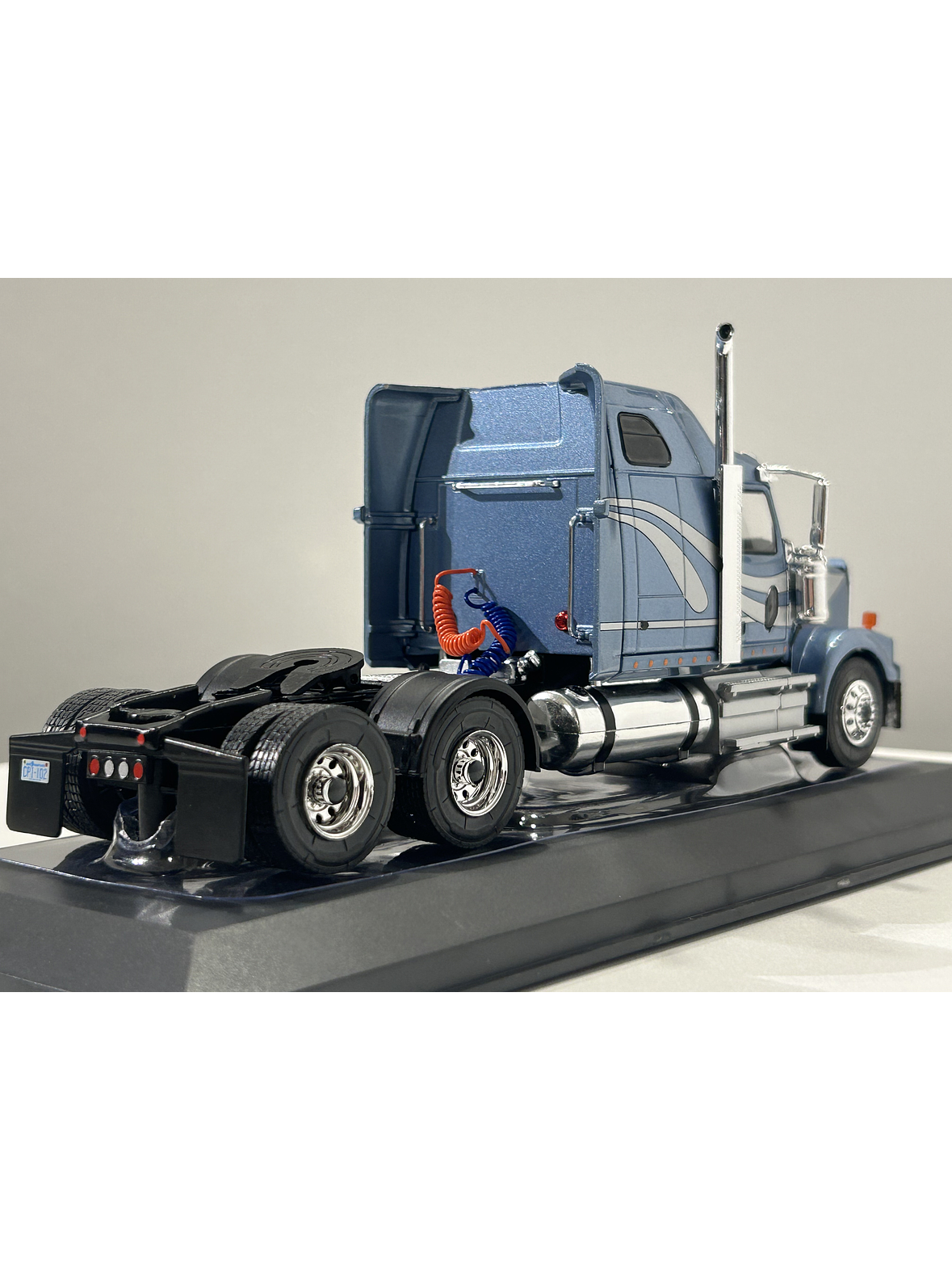 Western Star 4900 Tractor Truck 1997 – Ixo Models 1:43 – Clásico Americano de Carretera 5
