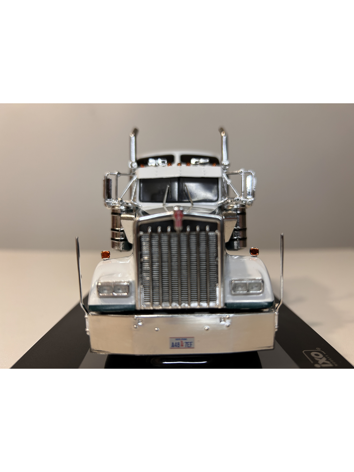 Camión Kenworth W900 1990 – Ixo Models 1/43 – Ícono Americano 12