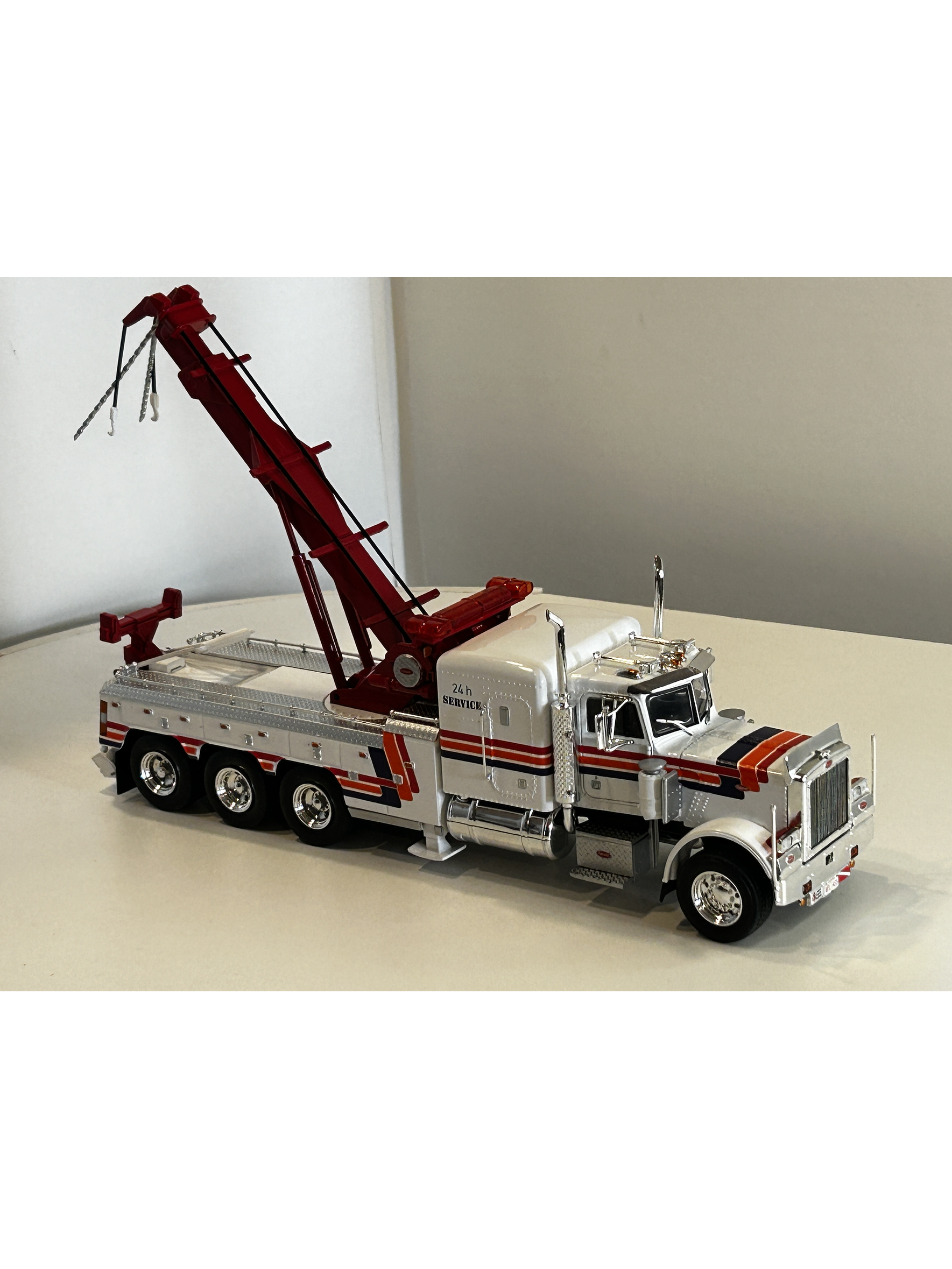 Peterbilt 359 Wrecker 1976 – IXO Models 1:43 – Clásico Americano de Rescate Pesado 4