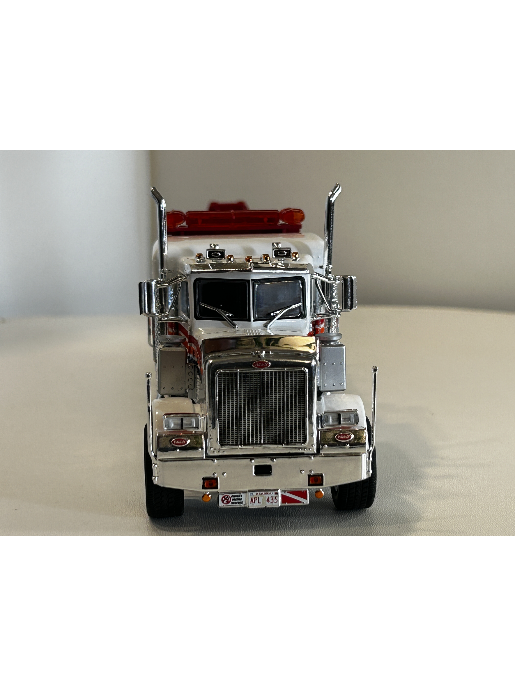 Peterbilt 359 Wrecker 1976 – IXO Models 1:43 – Clásico Americano de Rescate Pesado 2