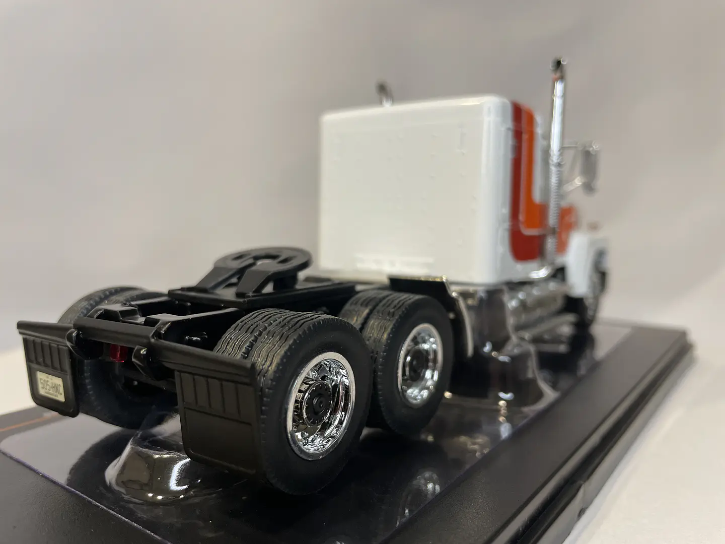 Camión Ford LTL-9000 | IXO 1:43 Coleccionable 26
