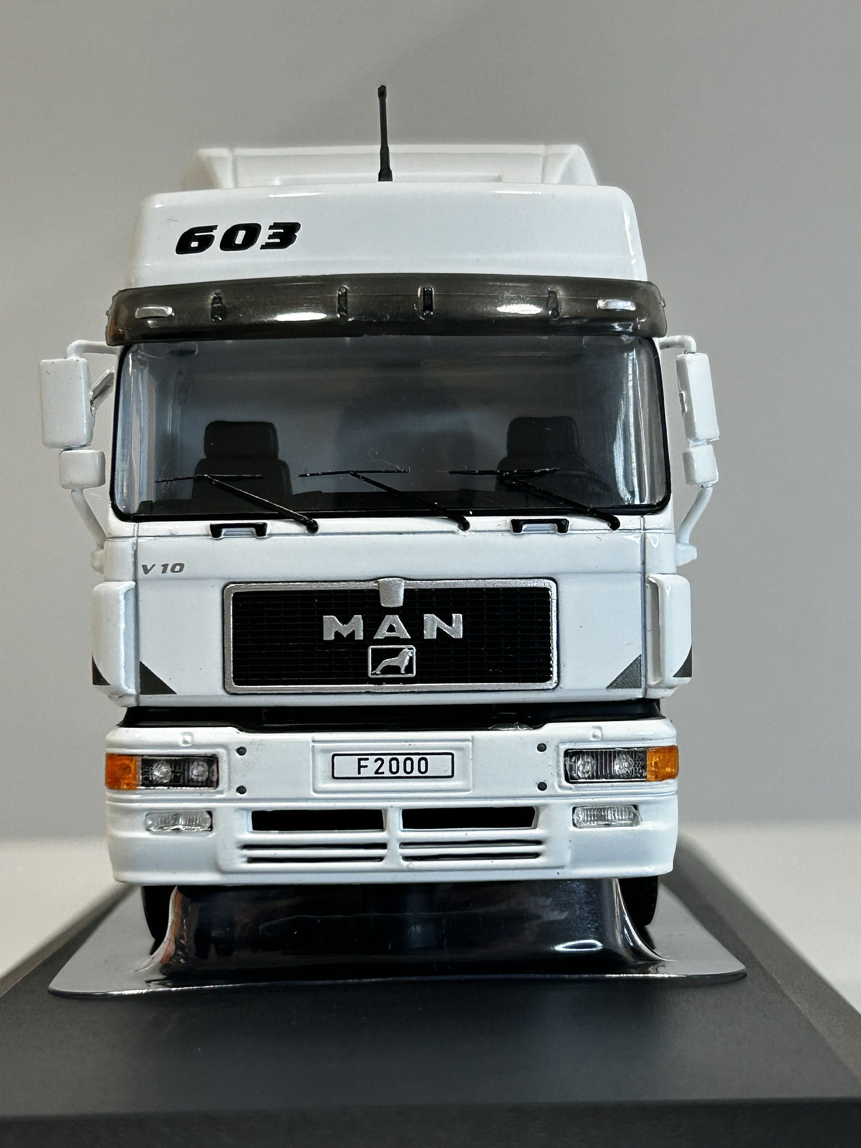 Camión a Escala MAN F2000 19.463 (1994) – IXO Models 1:43 | Historia y Nostalgia del Transporte 2