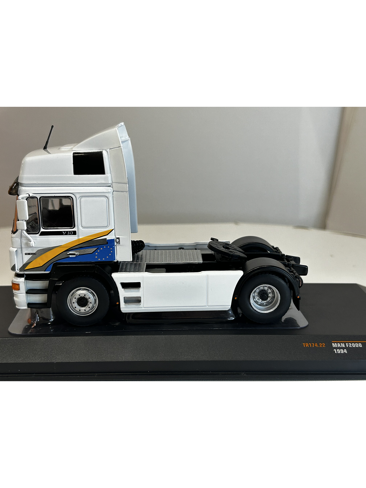 Camión a Escala MAN F2000 19.463 (1994) – IXO Models 1:43 | Historia y Nostalgia del Transporte 8