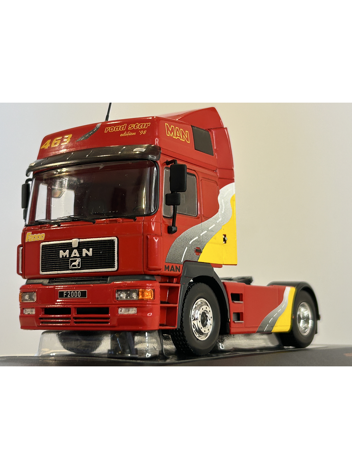 Camión a Escala MAN F2000 19.463 (1994) – IXO Models 1:43 | Historia y Nostalgia del Transporte 10