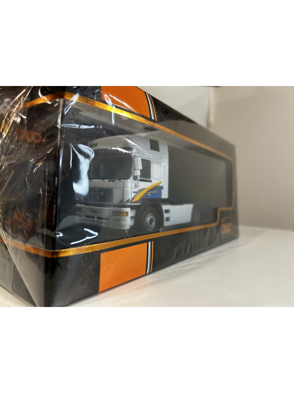 Camión a Escala MAN F2000 19.463 (1994) – IXO Models 1:43 | Historia y Nostalgia del Transporte 9