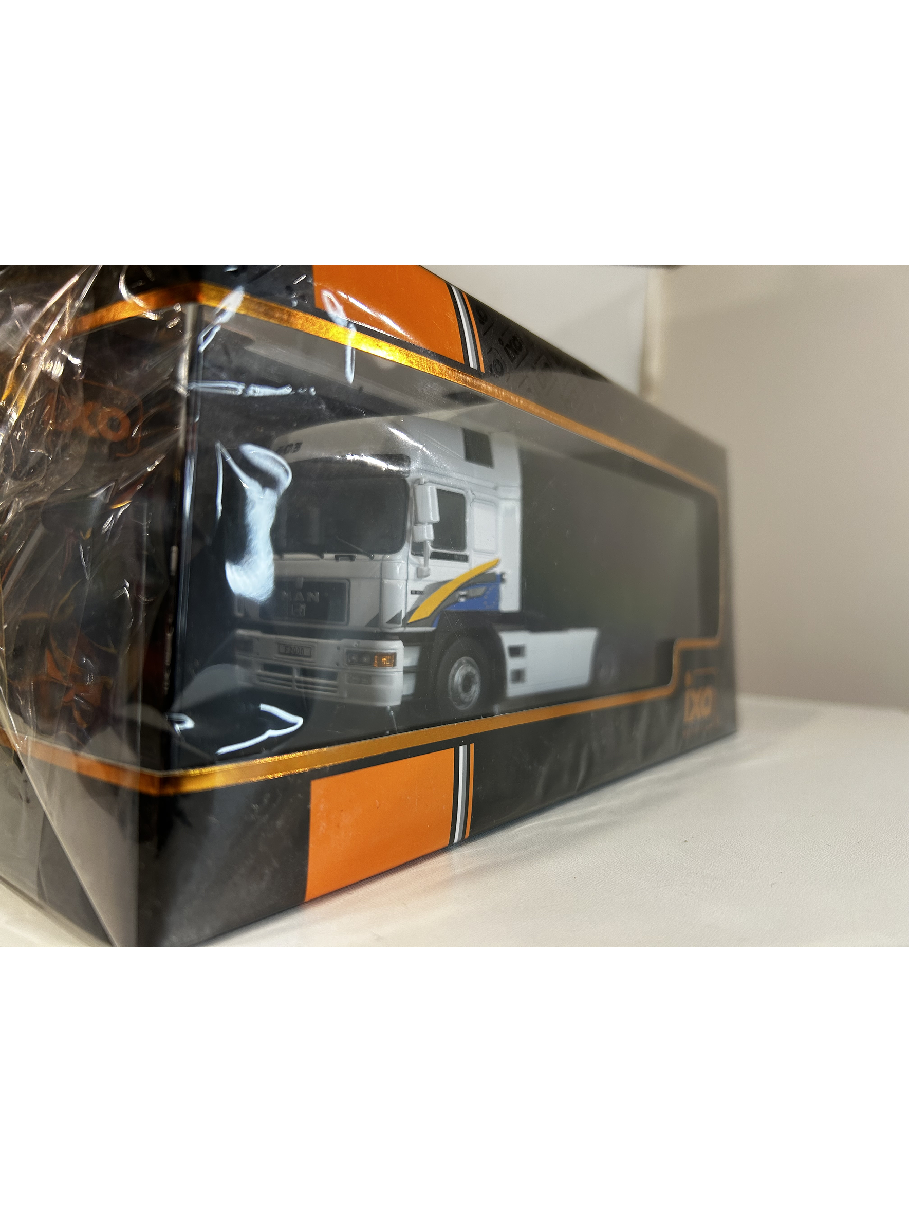 Camión a Escala MAN F2000 19.463 (1994) – IXO Models 1:43 | Historia y Nostalgia del Transporte 9