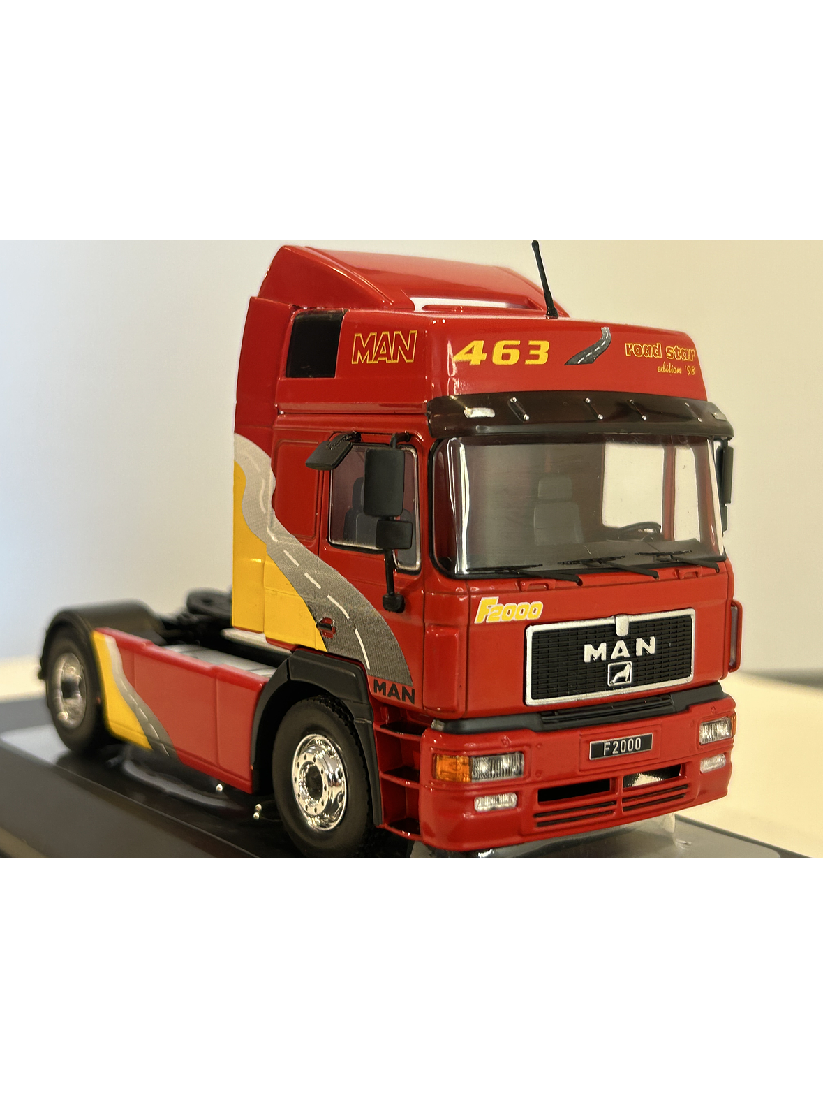 Camión a Escala MAN F2000 19.463 (1994) – IXO Models 1:43 | Historia y Nostalgia del Transporte 17