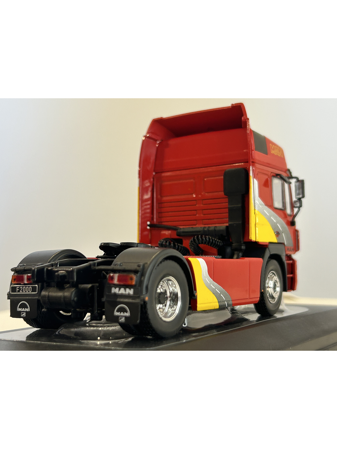 Camión a Escala MAN F2000 19.463 (1994) – IXO Models 1:43 | Historia y Nostalgia del Transporte 14