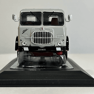 Camión Fiat 690 T1 1961 | IXO Models 1:43 – Clásico europeo de los años 60