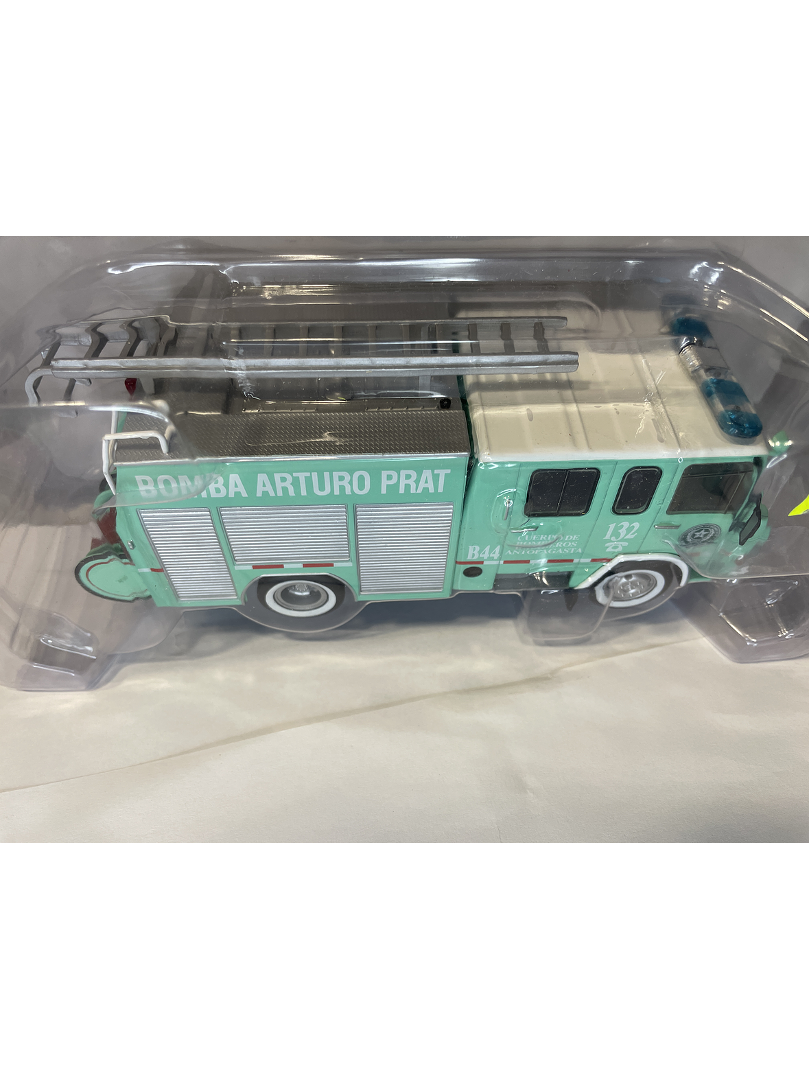 Camión de Bomberos Berliet 770 KB6 – Bomba Arturo Prat Antofagasta 1:43 | Ruta Nostalgia 11