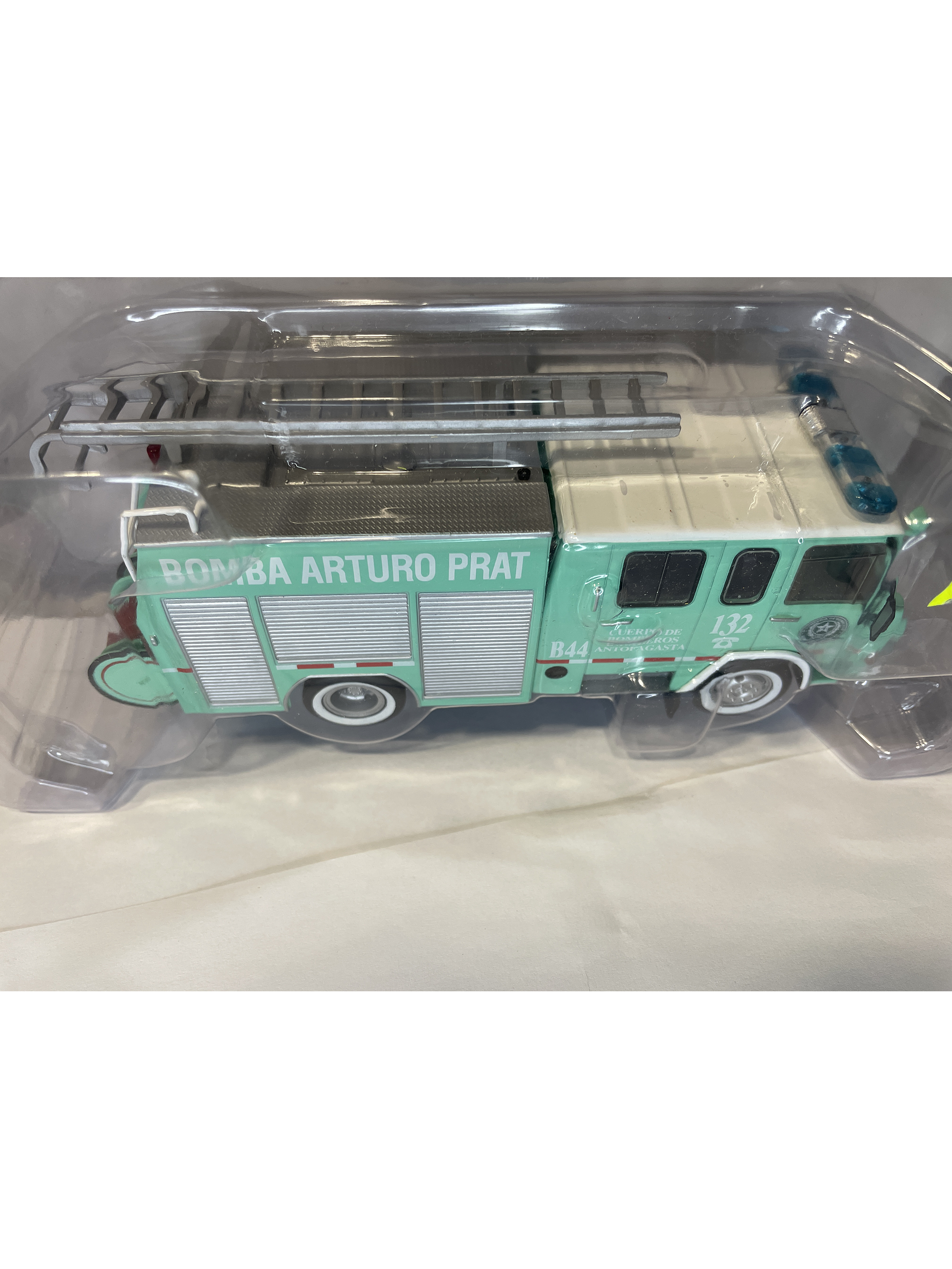 Camión de Bomberos Berliet 770 KB6 – Bomba Arturo Prat Antofagasta 1:43 | Ruta Nostalgia 11