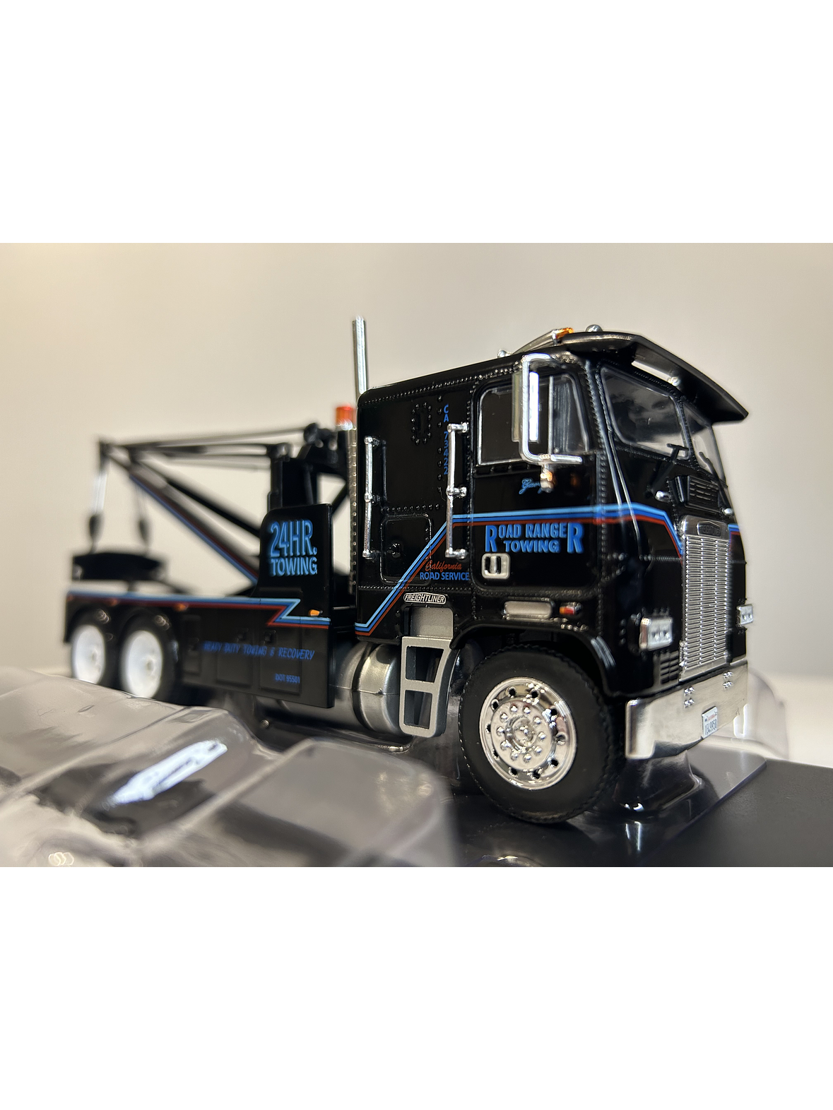 Freightliner FLA 9664 Terminator 2 