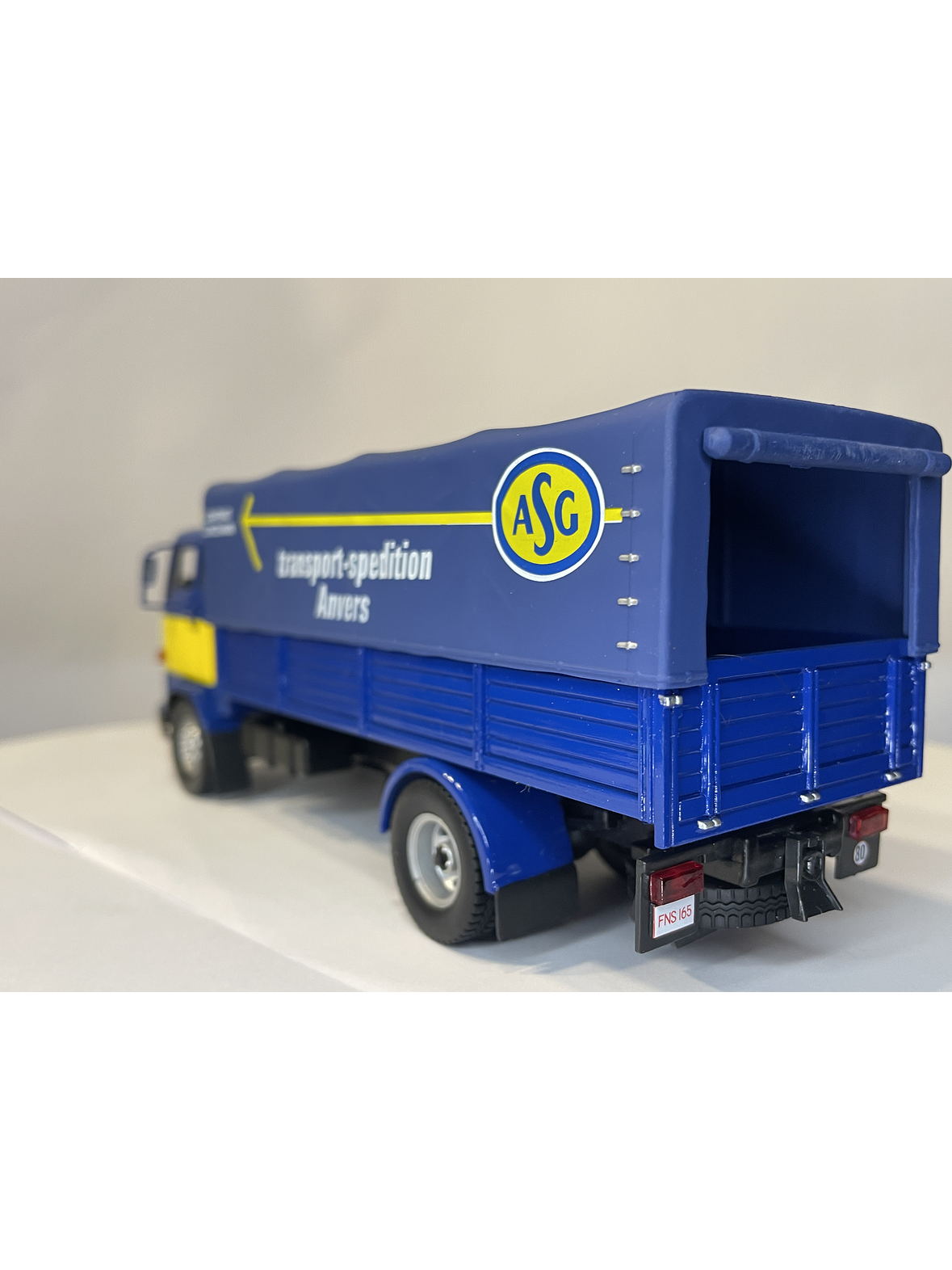 Volvo F89 ASG – Camión clásico escandinavo de transporte pesado | ALTAYA IXO 1:43 8