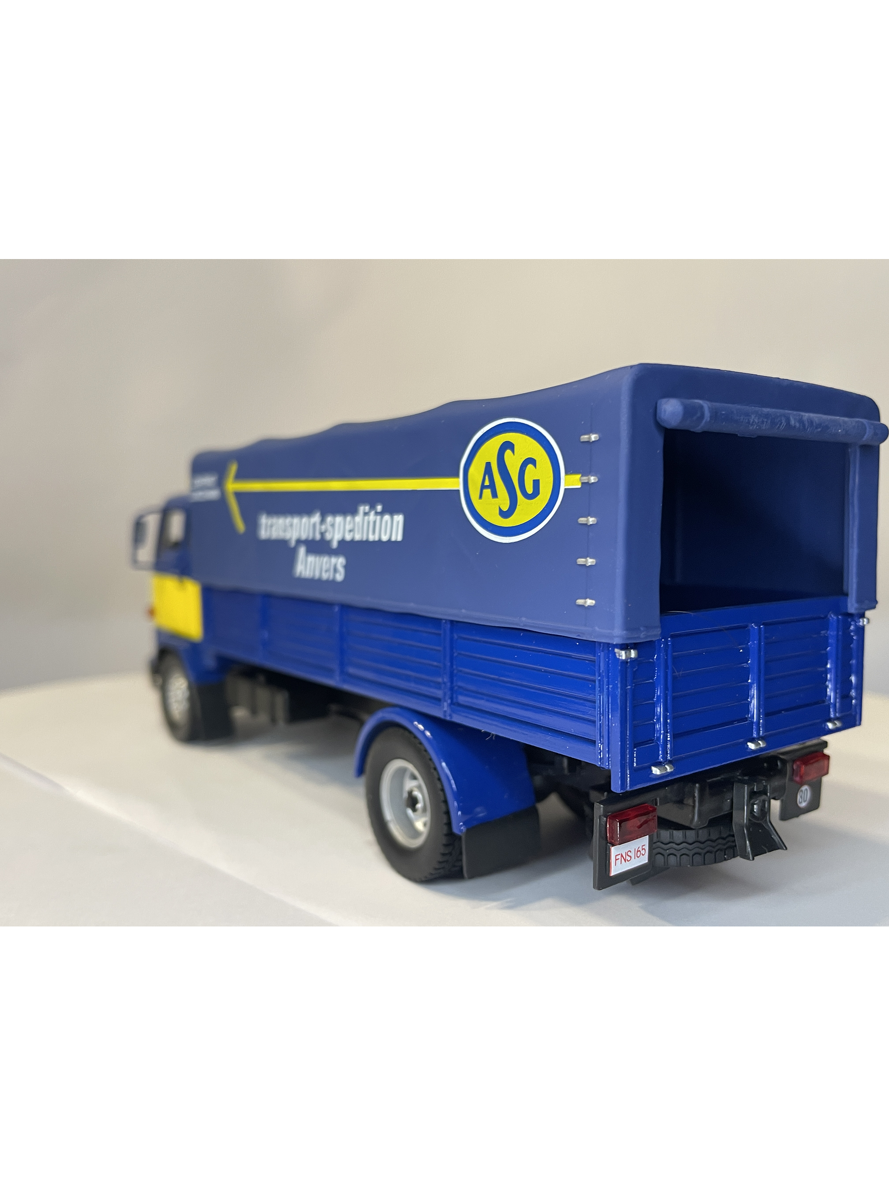 Volvo F89 ASG – Camión clásico escandinavo de transporte pesado | ALTAYA IXO 1:43 8