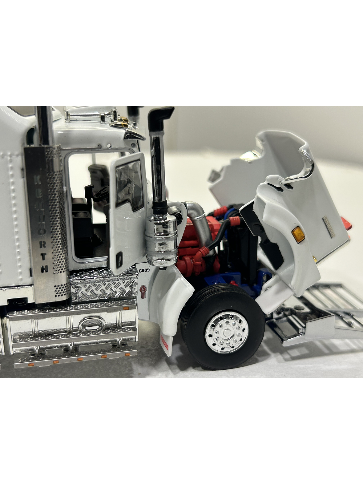 Kenworth C509 – Drake Collectibles 1:50 | Leyenda del transporte australiano 4