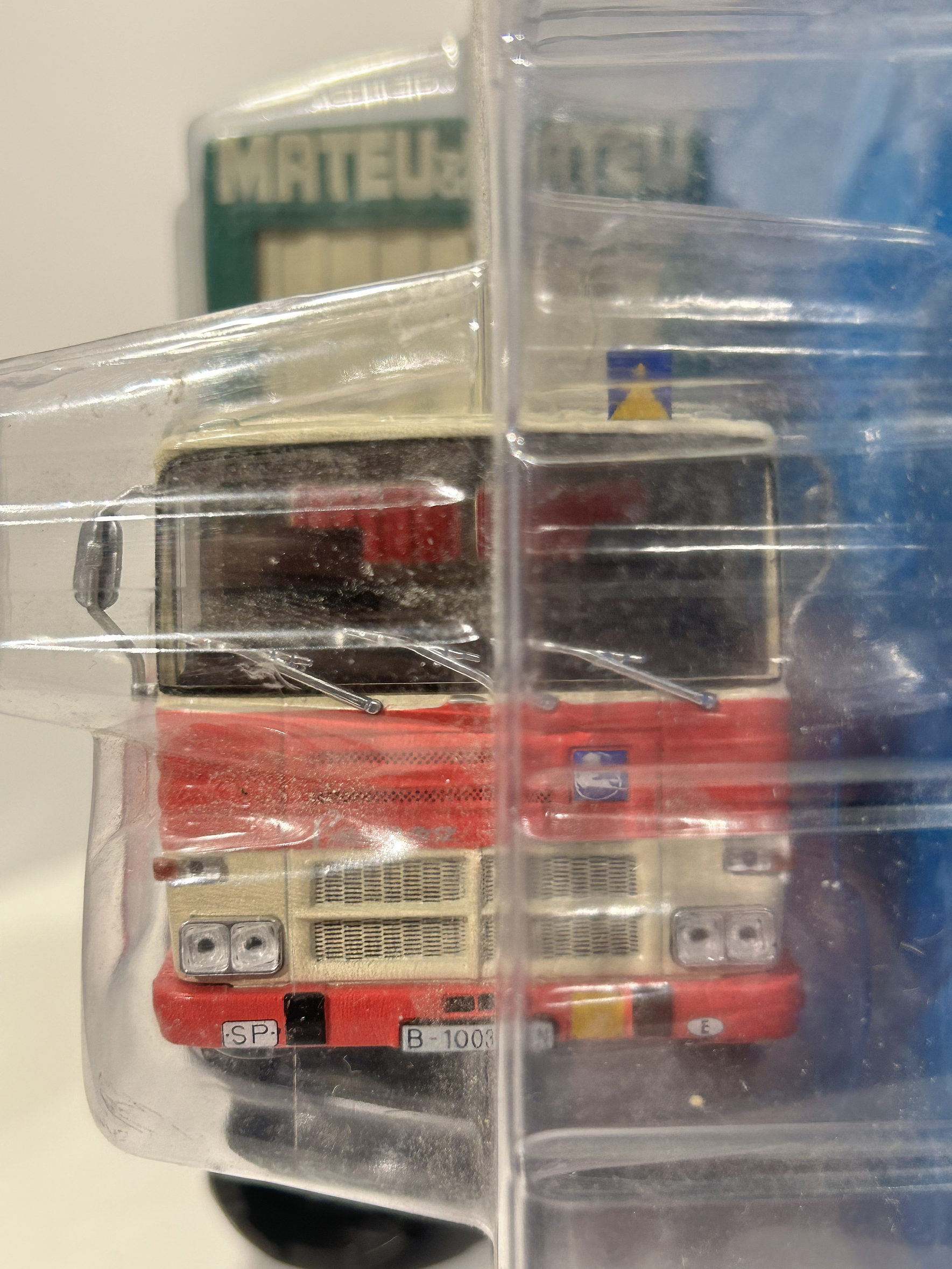 Pegaso 2080/50 Mateu & Mateu 1972 – Salvat 1:43 | Ruta Nostalgia 8