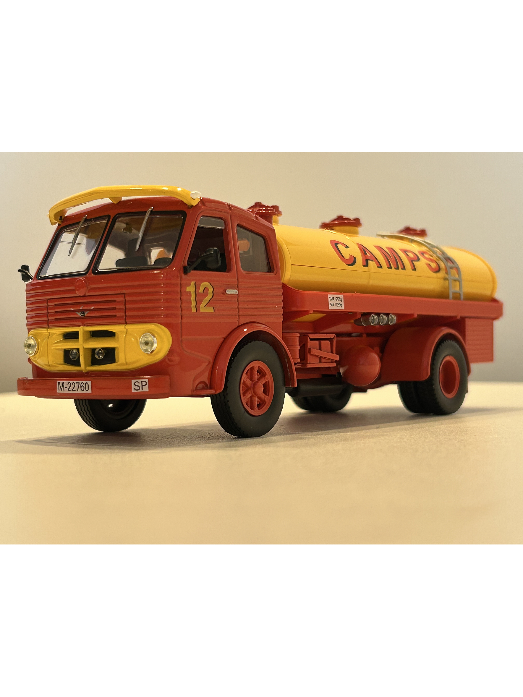 Pegaso Z-206 CAMPSA 1956 – IXO 1:43 | Camión Histórico Español - Coleccionable 1